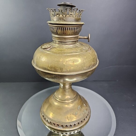 Antique Patent Mar Rayo Nickel Plated Oil Table Lamp 24.96 Feb 28 05 Untested - Picture 1 of 12